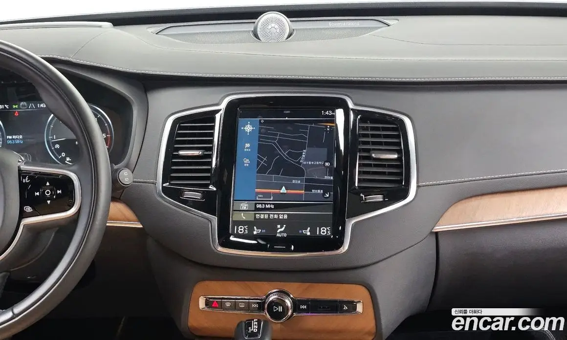 Volvo XC90 2017 2.0 автомат (гидро), фото 14 Volvo XC90 2017 2.0 автомат (гидро), фото 14