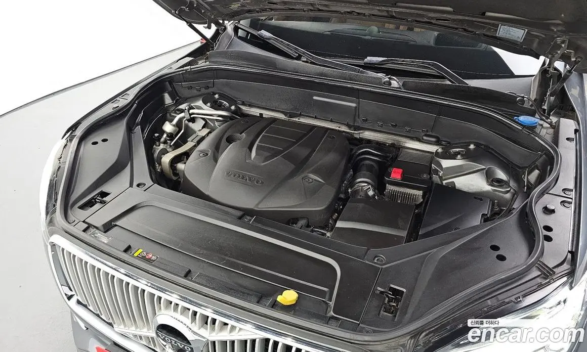 Volvo XC90 2017 2.0 автомат (гидро), фото 6 Volvo XC90 2017 2.0 автомат (гидро), фото 6