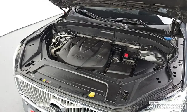 Volvo XC90 2017 2.0 автомат (гидро), миниатюра 6 Volvo XC90 2017 2.0 автомат (гидро), миниатюра 6