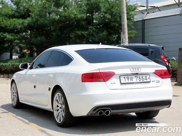 Audi A5 2014 2.0 автомат (гидро), миниатюра 3 Audi A5 2014 2.0 автомат (гидро), миниатюра 3