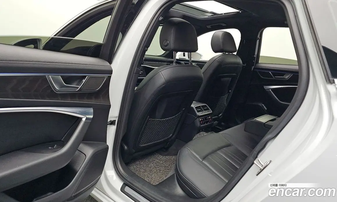 Audi A6 2021 2.0 автомат (гидро), фото 17 Audi A6 2021 2.0 автомат (гидро), фото 17