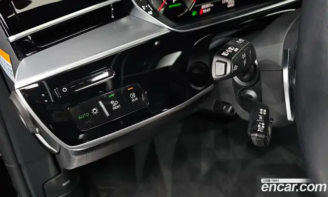 Audi A8 2021 3.0 автомат (гидро), миниатюра 12