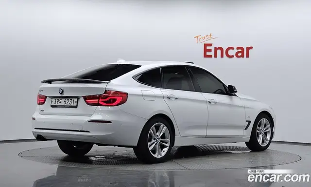BMW 3 серия, 2018, 92 759 км