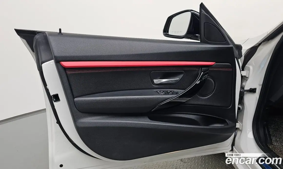 BMW 3 серия 2018 2.0 автомат (гидро), фото 13 BMW 3 серия 2018 2.0 автомат (гидро), фото 13