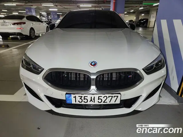 BMW 8 серия, 2022, 30 000 км BMW 8 серия, 2022, 30 000 км