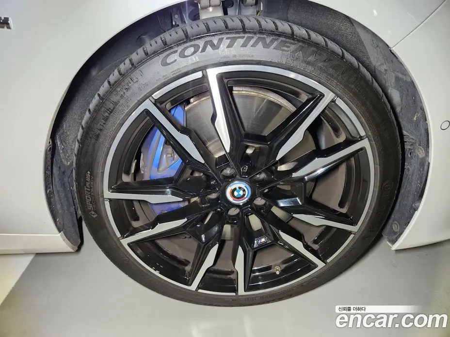 BMW 8 серия 2022 4.4 автомат (гидро), фото 20