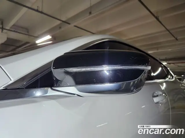 BMW 8 серия 2022 4.4 автомат (гидро), миниатюра 6