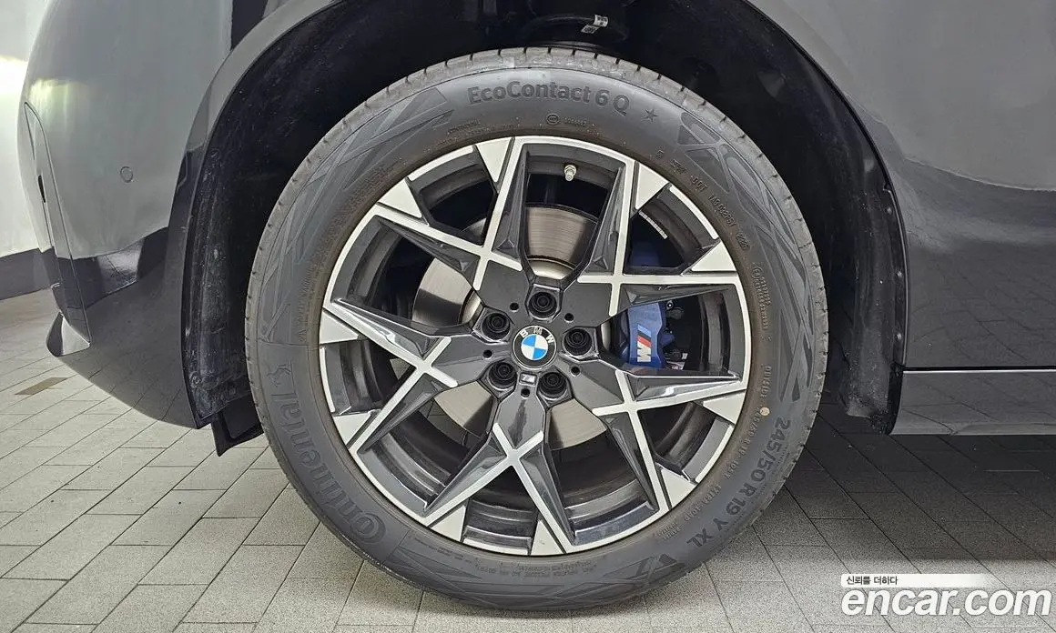 BMW X3 2025 2.0 автомат (гидро), фото 4 BMW X3 2025 2.0 автомат (гидро), фото 4