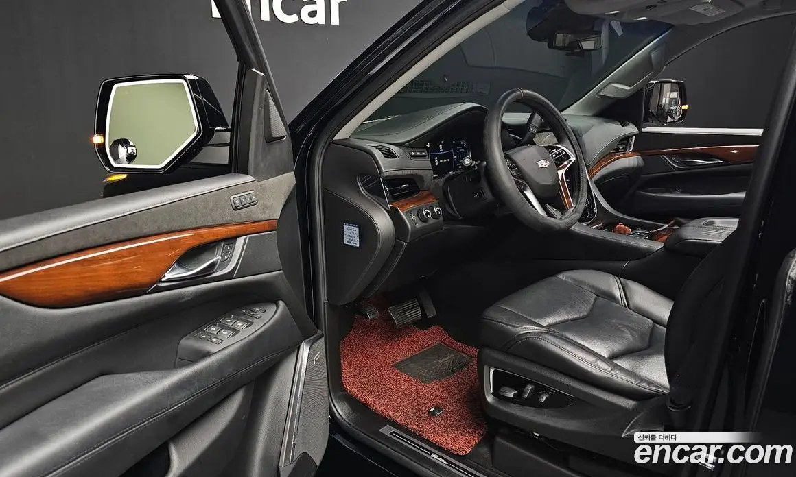 Cadillac Escalade 2018 6.2 автомат (гидро), фото 17 Cadillac Escalade 2018 6.2 автомат (гидро), фото 17