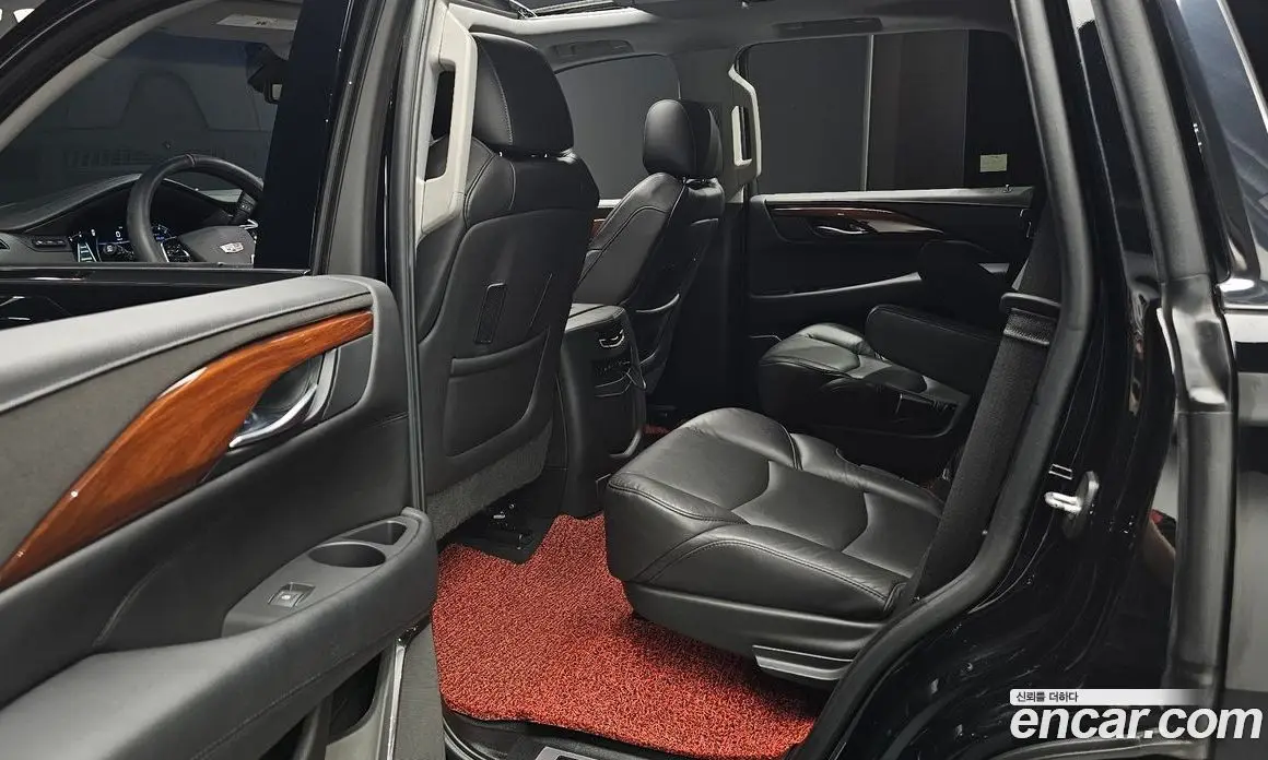 Cadillac Escalade 2018 6.2 автомат (гидро), фото 18 Cadillac Escalade 2018 6.2 автомат (гидро), фото 18
