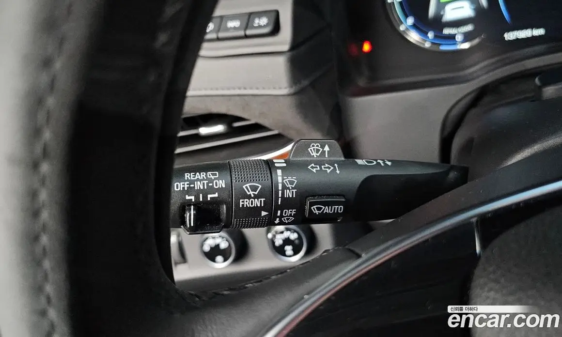 Cadillac Escalade 2018 6.2 автомат (гидро), фото 30 Cadillac Escalade 2018 6.2 автомат (гидро), фото 30