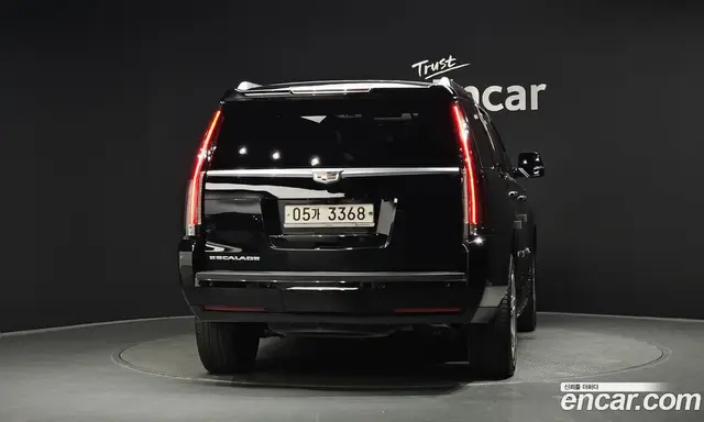 Cadillac Escalade 2018 6.2 автомат (гидро), миниатюра 4 Cadillac Escalade 2018 6.2 автомат (гидро), миниатюра 4