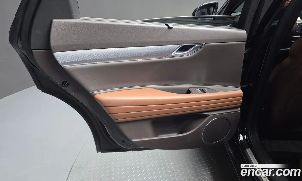 Genesis G80 2023 2.5 автомат (гидро), фото 15 Genesis G80 2023 2.5 автомат (гидро), фото 15