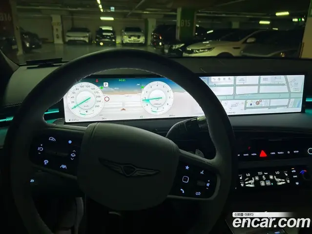 Genesis GV70 2024 2.5 автомат (гидро), миниатюра 8 Genesis GV70 2024 2.5 автомат (гидро), миниатюра 8