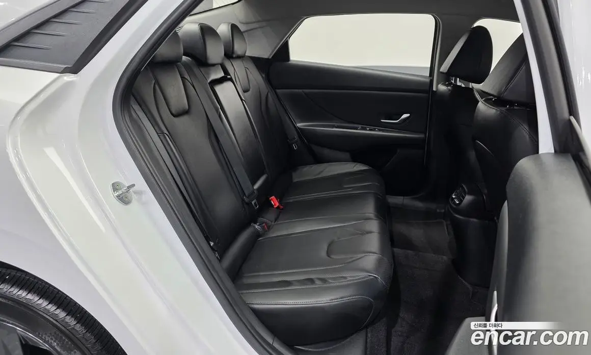 Hyundai Avante 2022 1.6 автомат (гидро), фото 18 Hyundai Avante 2022 1.6 автомат (гидро), фото 18