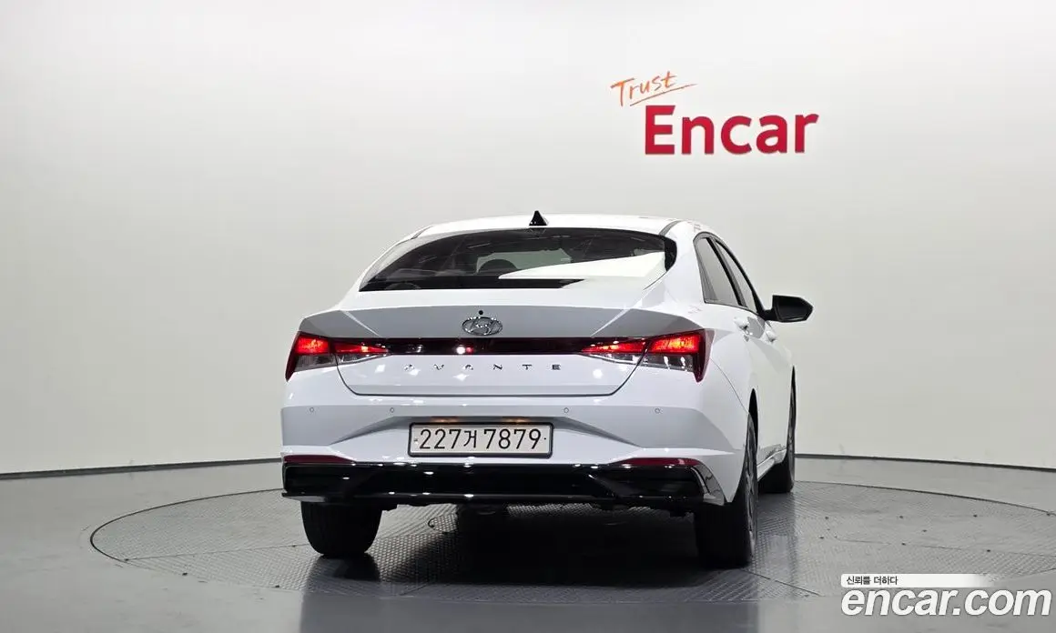 Hyundai Avante 2022 1.6 автомат (гидро), фото 4 Hyundai Avante 2022 1.6 автомат (гидро), фото 4