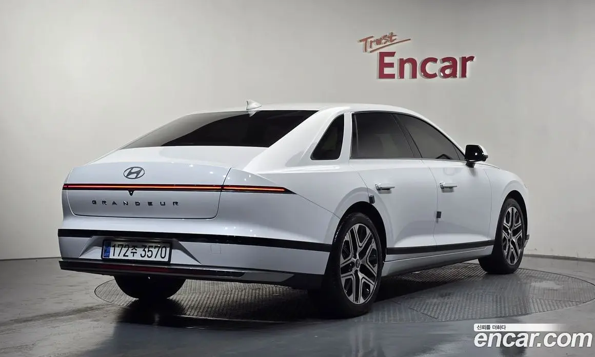 Hyundai Grandeur 2023 1.6 автомат (гидро), фото 2 Hyundai Grandeur 2023 1.6 автомат (гидро), фото 2
