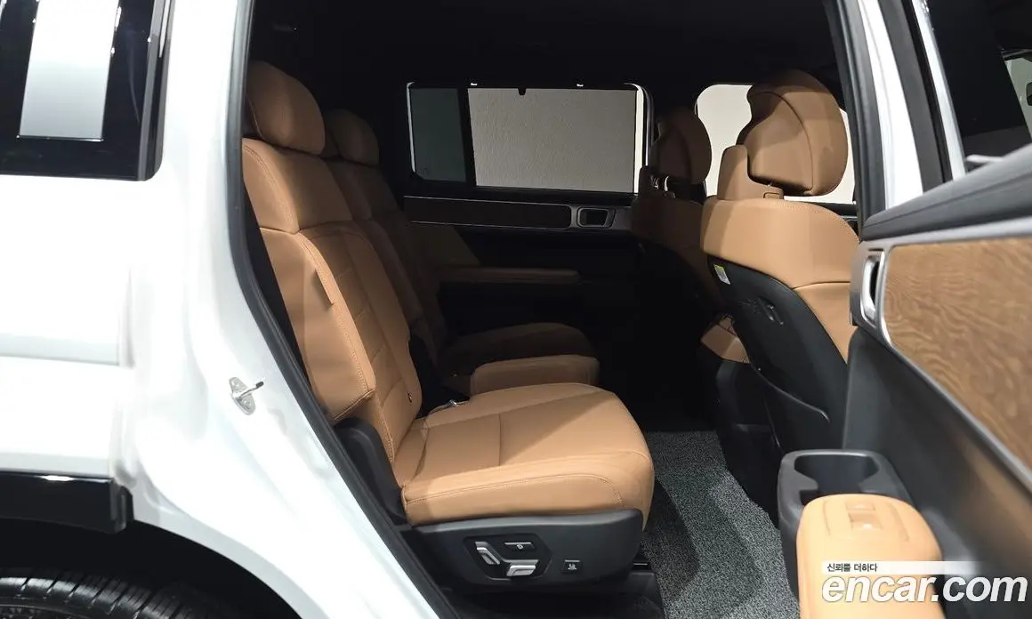 Hyundai Santa Fe 2025 1.6 автомат (гидро), фото 17