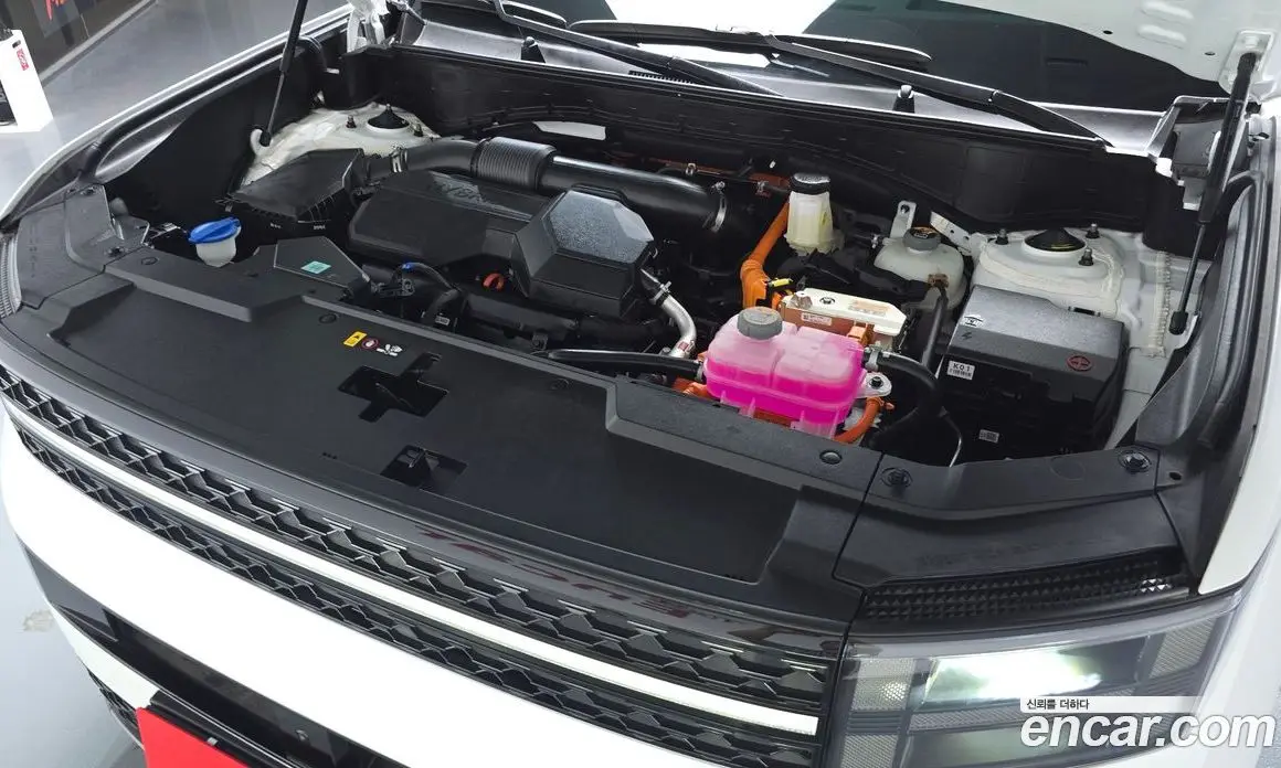 Hyundai Santa Fe 2025 1.6 автомат (гидро), фото 5