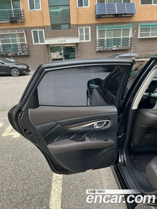 Infiniti Q70 2016 3.7 автомат (гидро), фото 11 Infiniti Q70 2016 3.7 автомат (гидро), фото 11