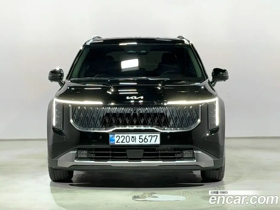 Kia Carnival 2024 2.2 автомат (гидро), фото 7 Kia Carnival 2024 2.2 автомат (гидро), фото 7