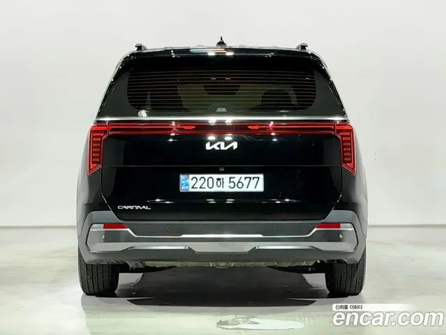 Kia Carnival 2024 2.2 автомат (гидро), миниатюра 9 Kia Carnival 2024 2.2 автомат (гидро), миниатюра 9