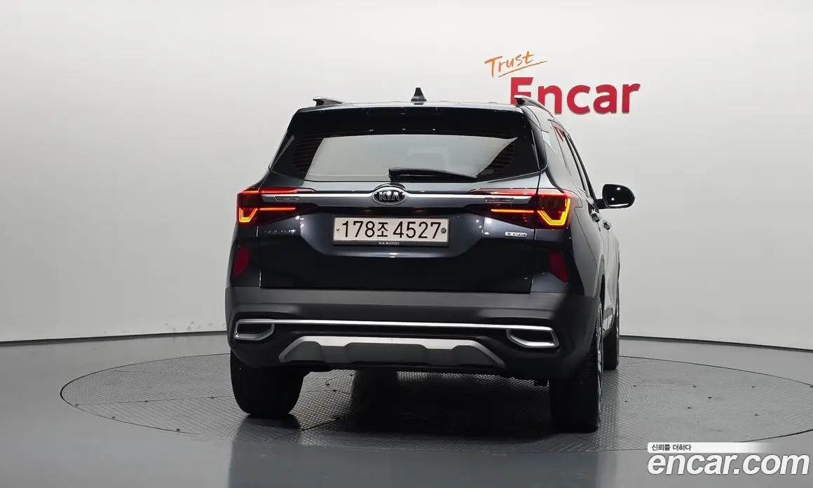 Kia Seltos 2020 1.6 автомат (гидро), фото 4 Kia Seltos 2020 1.6 автомат (гидро), фото 4