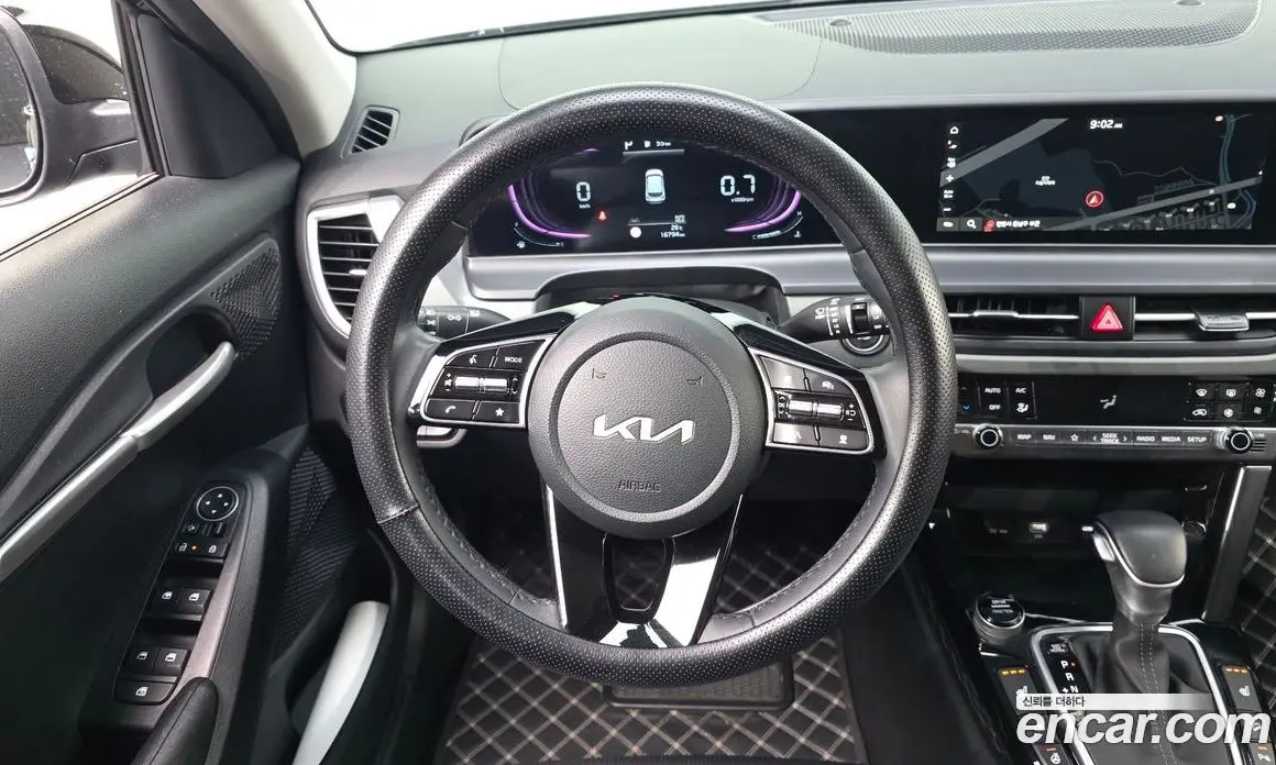 Kia Seltos 2025 1.6 автомат (гидро), фото 14 Kia Seltos 2025 1.6 автомат (гидро), фото 14