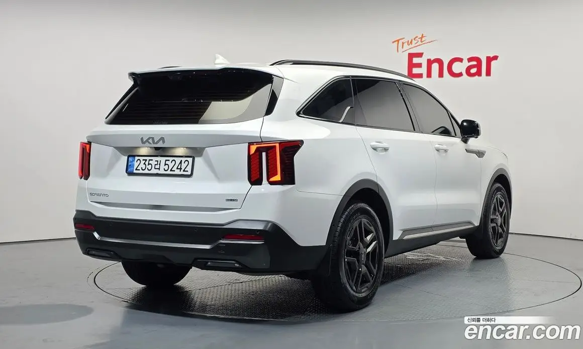 Kia Sorento 2024 1.6 автомат (гидро), фото 2 Kia Sorento 2024 1.6 автомат (гидро), фото 2
