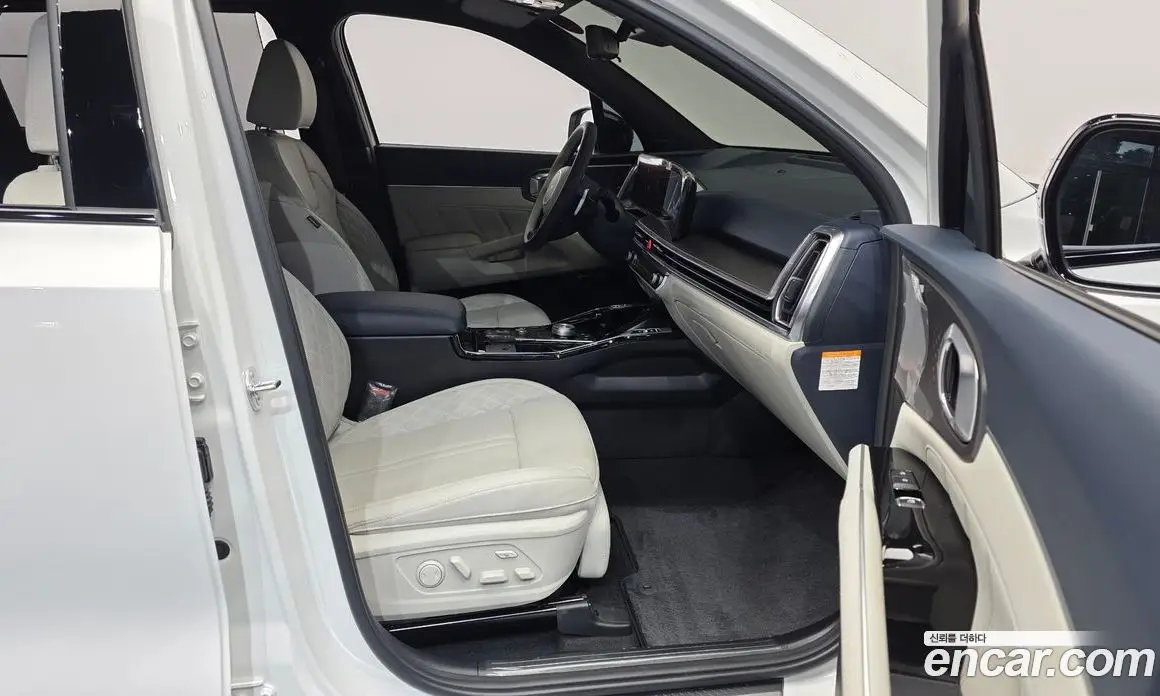 Kia Sorento 2024 1.6 автомат (гидро), фото 17 Kia Sorento 2024 1.6 автомат (гидро), фото 17