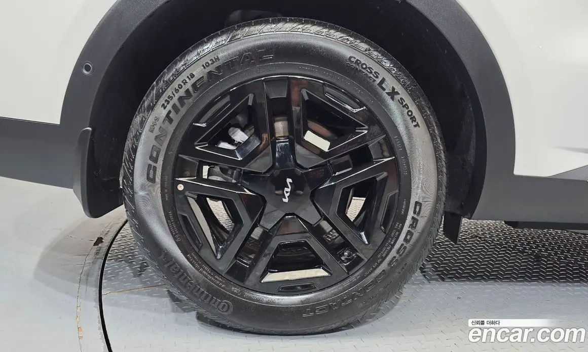 Kia Sorento 2024 1.6 автомат (гидро), фото 5 Kia Sorento 2024 1.6 автомат (гидро), фото 5