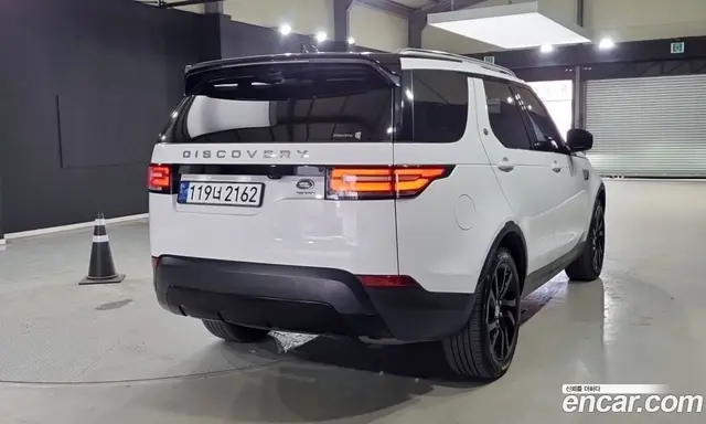 Land Rover Discovery 2019 3.0 автомат (гидро), миниатюра 3