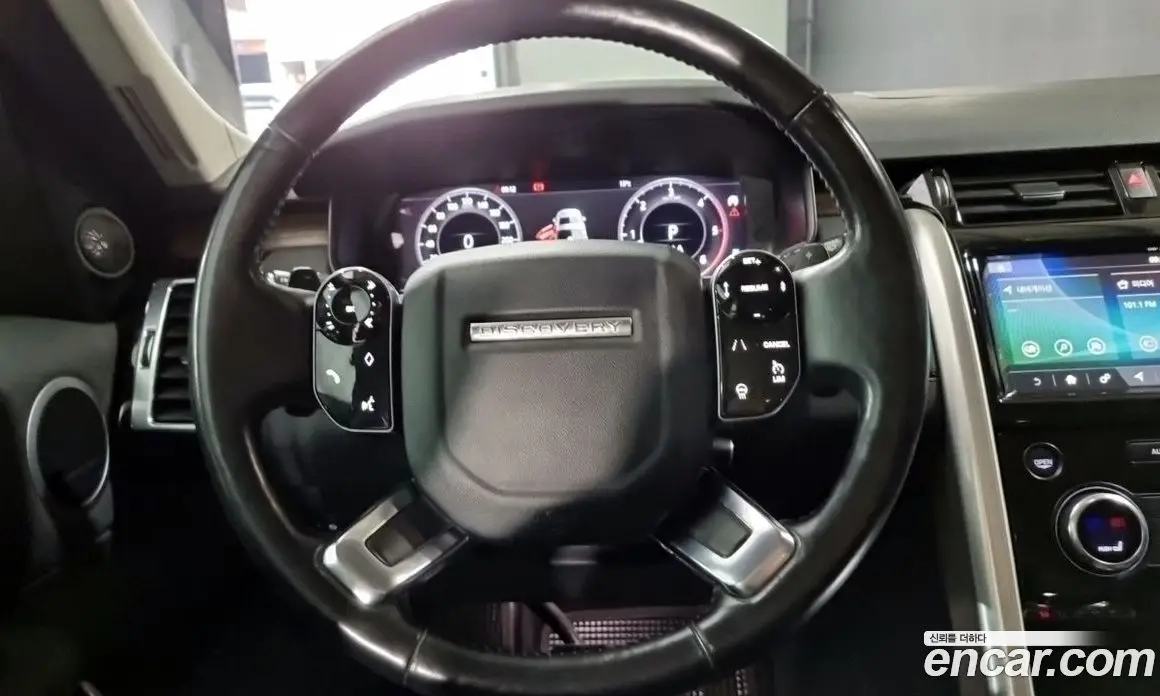Land Rover Discovery 2019 3.0 автомат (гидро), фото 8