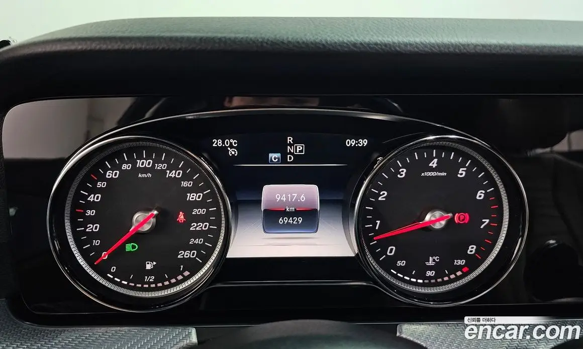 Mercedes-Benz E-Class 2019 2.0 автомат (гидро), фото 11 Mercedes-Benz E-Class 2019 2.0 автомат (гидро), фото 11