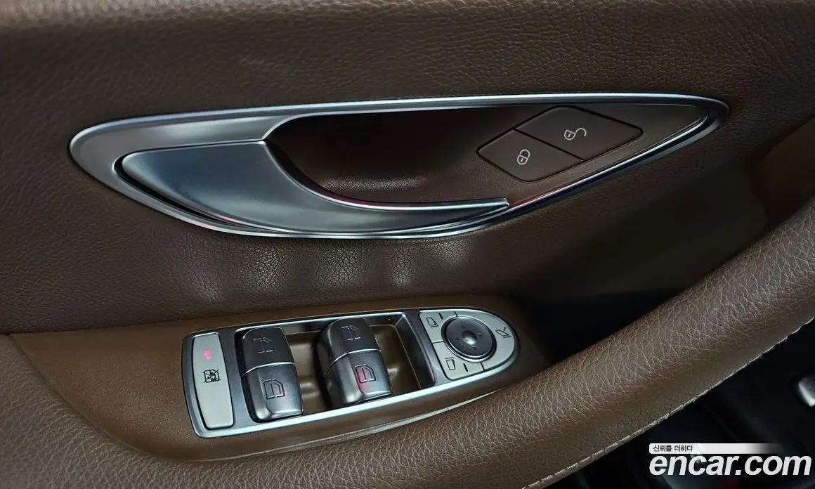 Mercedes-Benz E-Class 2019 2.0 автомат (гидро), фото 35 Mercedes-Benz E-Class 2019 2.0 автомат (гидро), фото 35