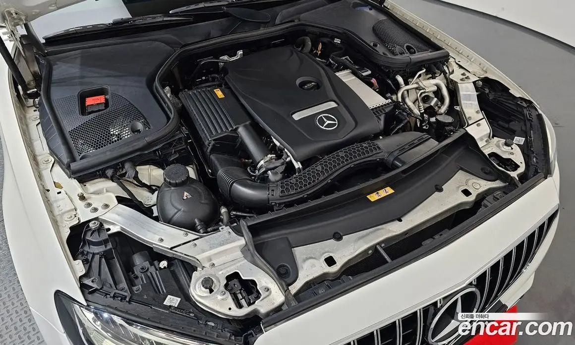 Mercedes-Benz E-Class 2019 2.0 автомат (гидро), фото 6 Mercedes-Benz E-Class 2019 2.0 автомат (гидро), фото 6