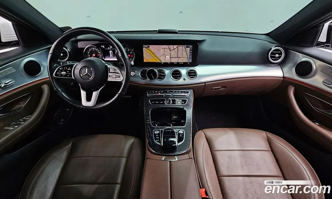 Mercedes-Benz E-Class 2019 2.0 автомат (гидро), фото 10 Mercedes-Benz E-Class 2019 2.0 автомат (гидро), фото 10