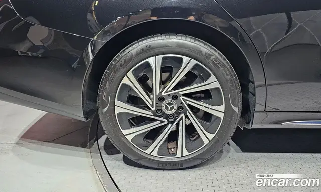 Mercedes-Benz E-Class 2025 2.0 автомат (гидро), миниатюра 5 Mercedes-Benz E-Class 2025 2.0 автомат (гидро), миниатюра 5