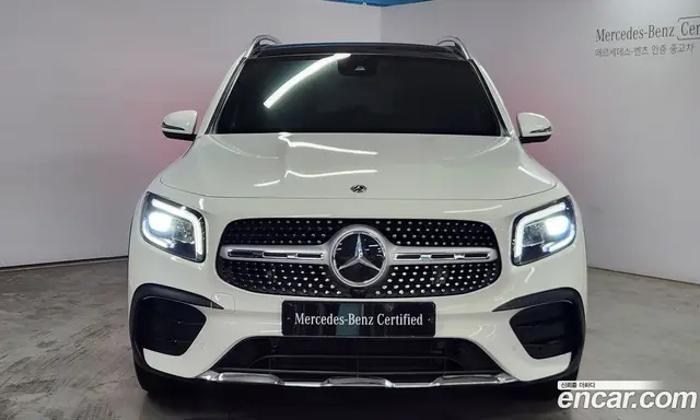 Mercedes-Benz GLB-Class 2021 2.0 автомат (гидро), миниатюра 3