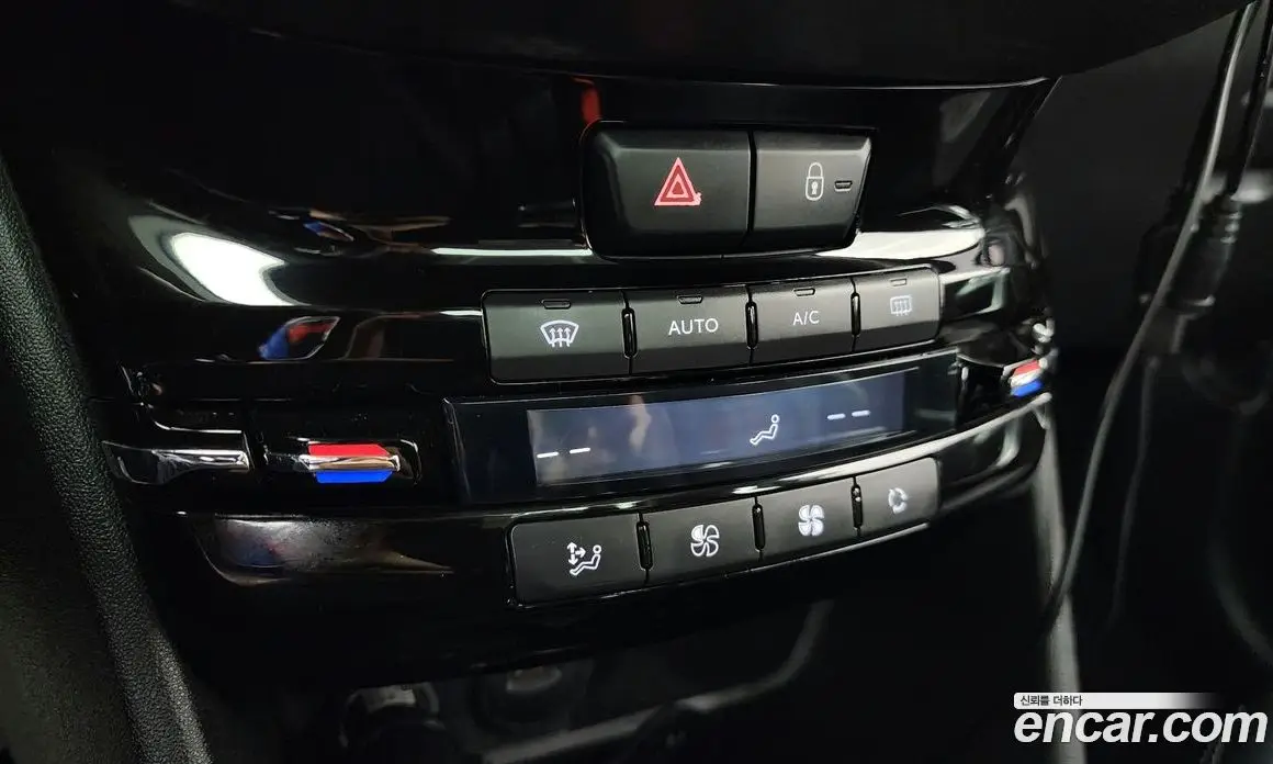 Peugeot 2008 2015 1.6 автомат (гидро), фото 19 Peugeot 2008 2015 1.6 автомат (гидро), фото 19
