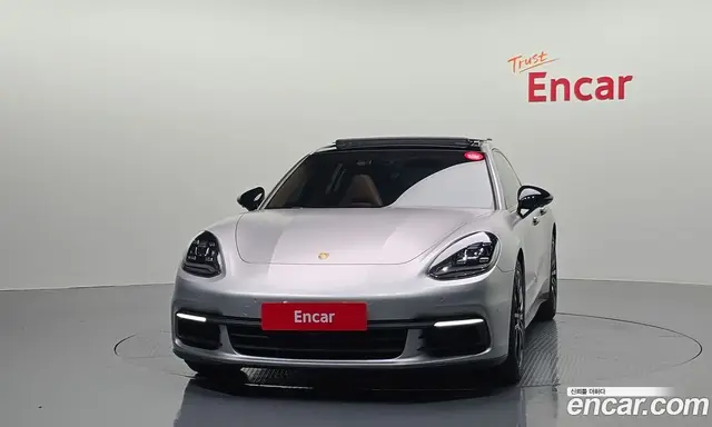 Porsche Panamera 2018 3.0 автомат (гидро), миниатюра 3 Porsche Panamera 2018 3.0 автомат (гидро), миниатюра 3