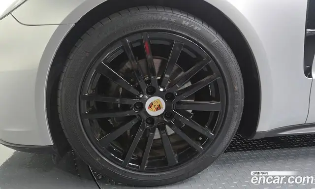 Porsche Panamera 2018 3.0 автомат (гидро), миниатюра 5 Porsche Panamera 2018 3.0 автомат (гидро), миниатюра 5