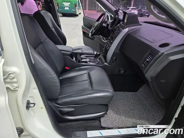 SsangYong Korando 2015 2.0 автомат (гидро), миниатюра 12