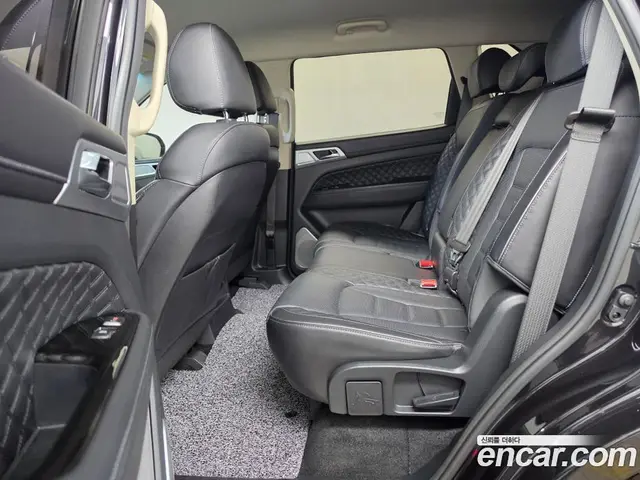 SsangYong Rexton 2022 2.2 автомат (гидро), миниатюра 10 SsangYong Rexton 2022 2.2 автомат (гидро), миниатюра 10