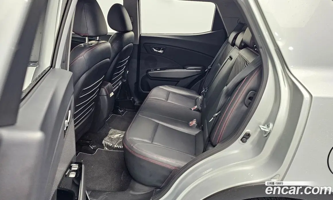 SsangYong TIBOLI 2017 1.6 автомат (гидро), фото 17