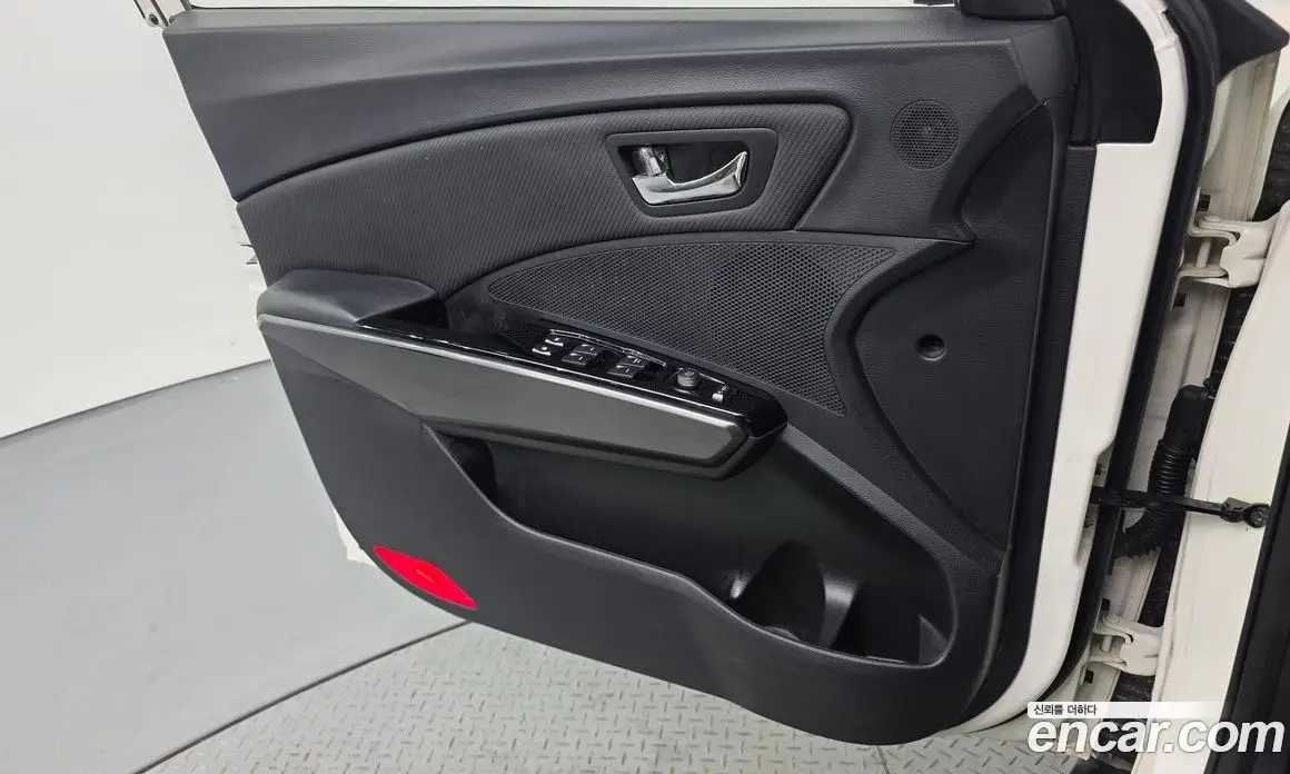 SsangYong TIBOLI 2019 1.5 автомат (гидро), фото 14