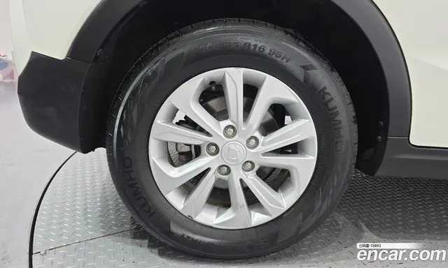 SsangYong TIBOLI 2019 1.5 автомат (гидро), миниатюра 5
