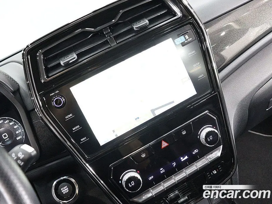 SsangYong TIBOLI 2022 1.5 автомат (гидро), фото 8 SsangYong TIBOLI 2022 1.5 автомат (гидро), фото 8