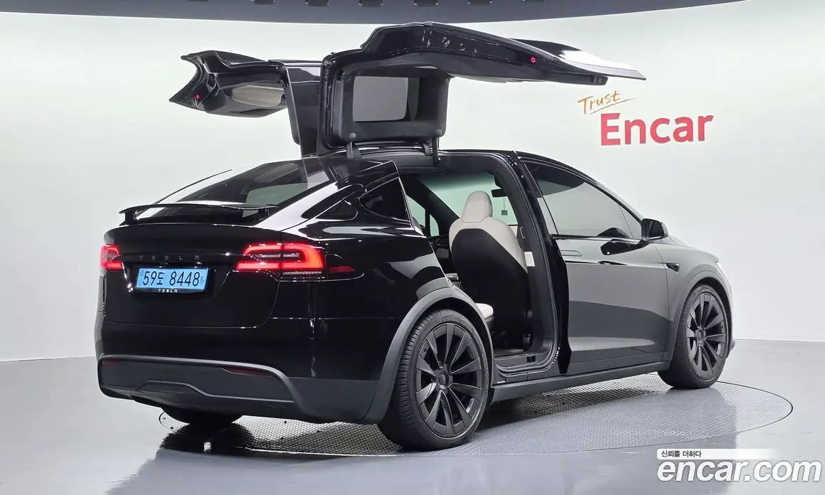 Tesla Model X 2023 0.2 автомат (гидро), фото 2 Tesla Model X 2023 0.2 автомат (гидро), фото 2