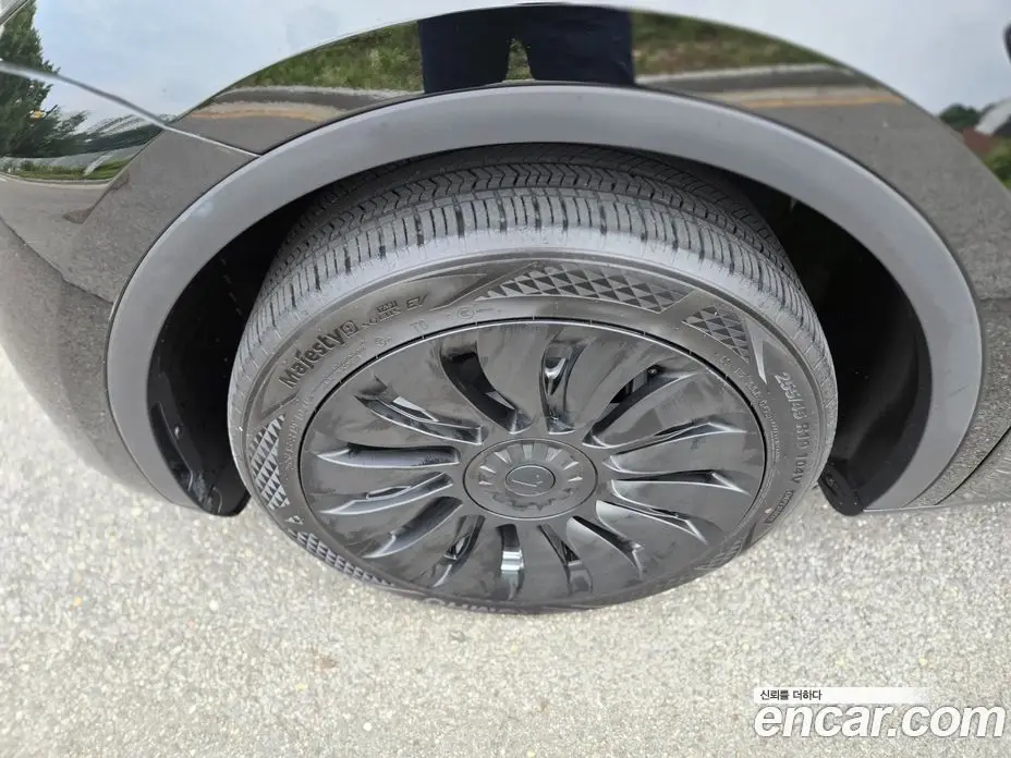 Tesla Model Y 2023 автомат (гидро), фото 20